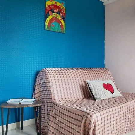 Maison Tifaloc Apartment