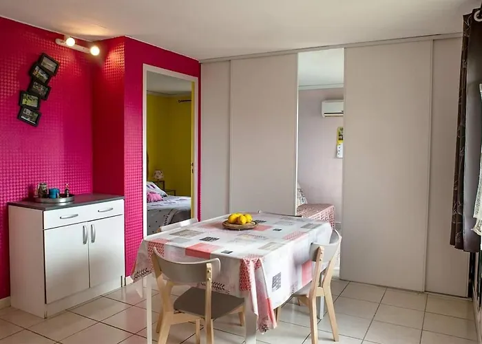 Maison Tifaloc דירה